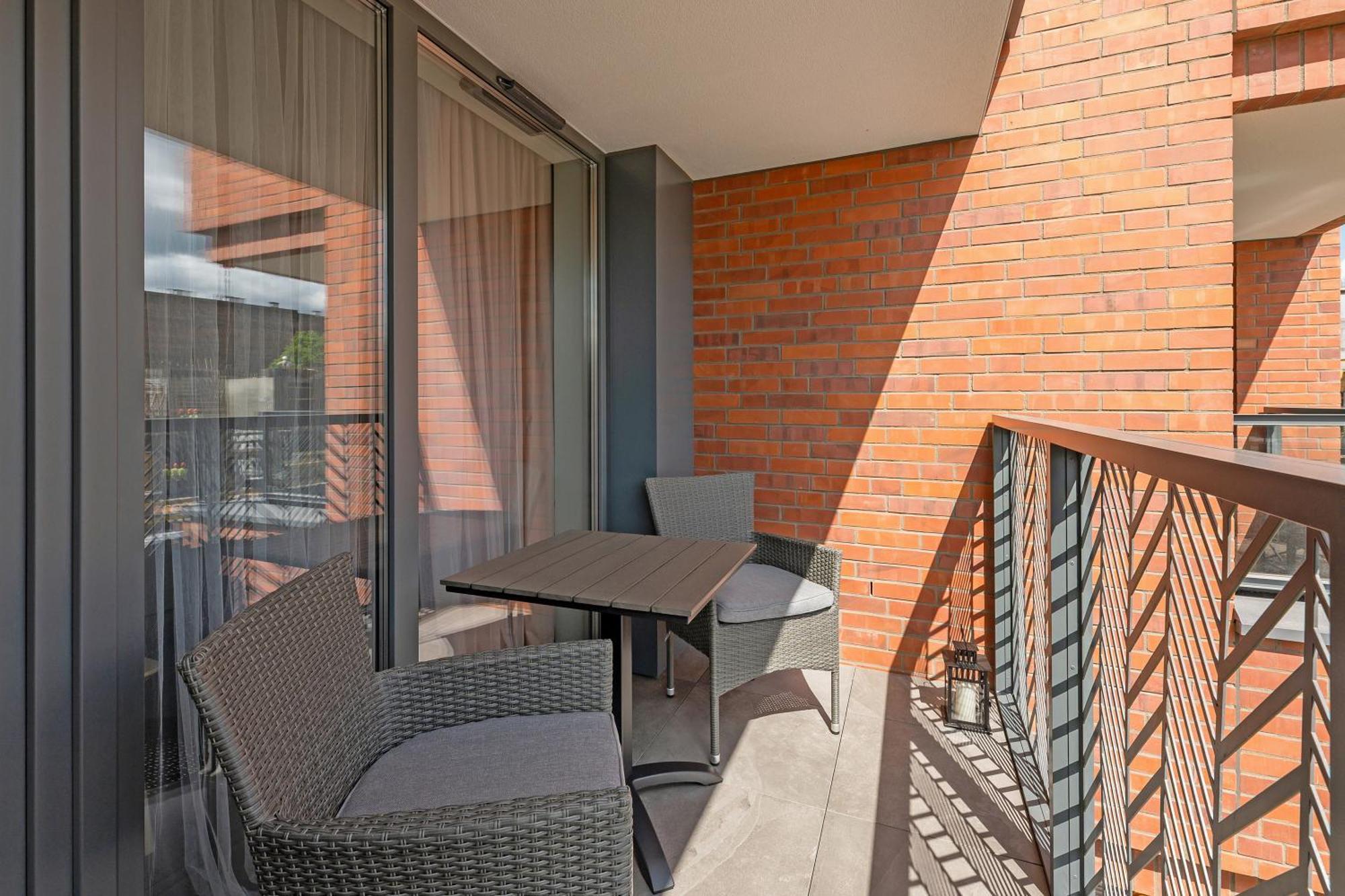 Scala 60C City Center Apartments & Studio By Lion Apartments Гданск Екстериор снимка