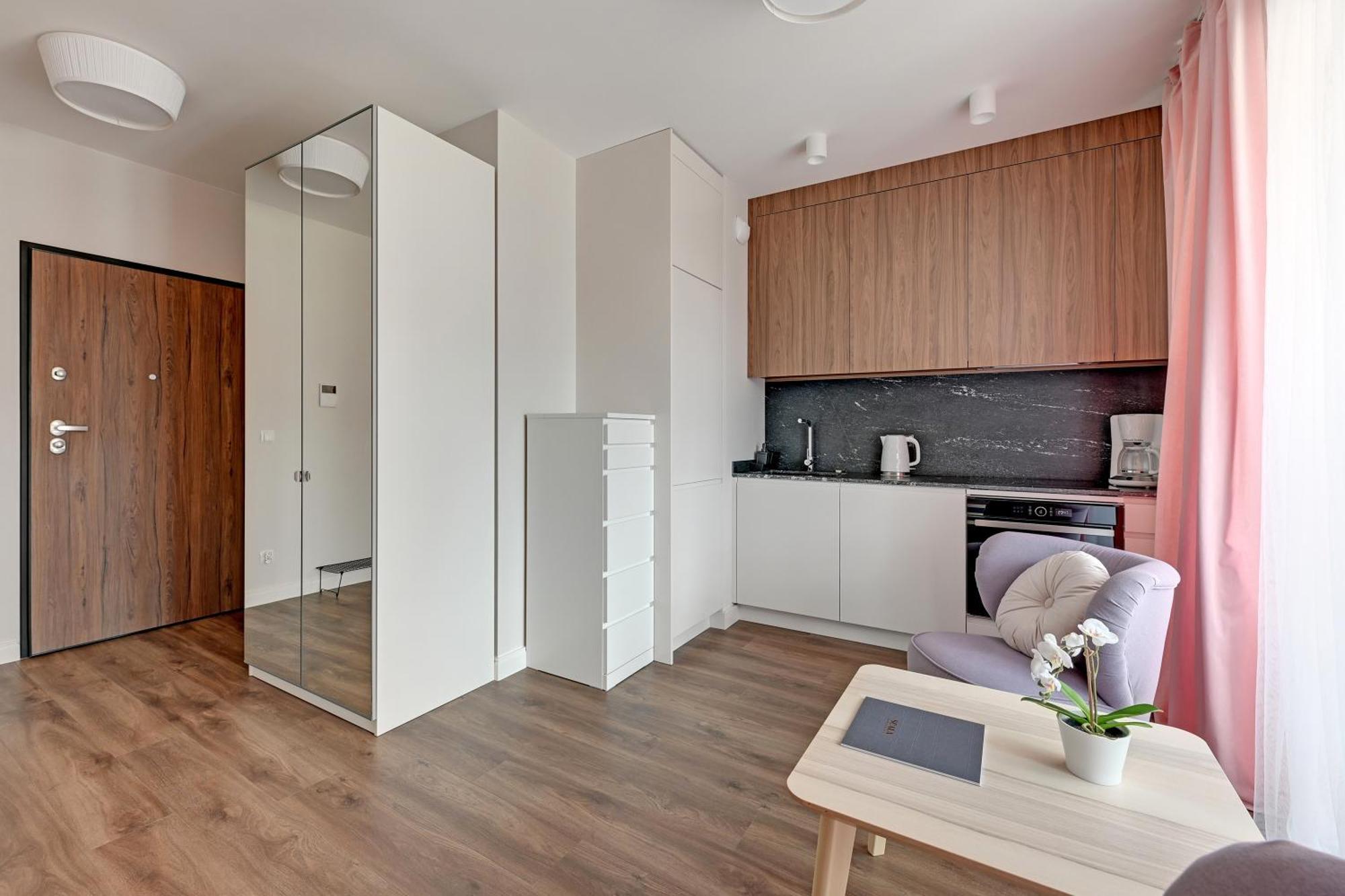 Scala 60C City Center Apartments & Studio By Lion Apartments Гданск Екстериор снимка