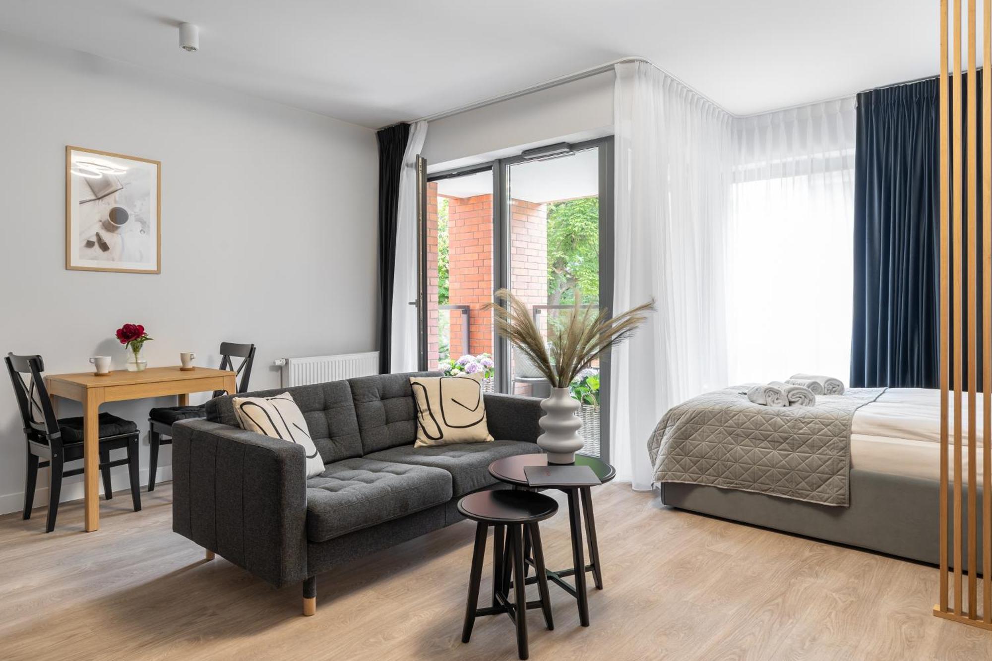 Scala 60C City Center Apartments & Studio By Lion Apartments Гданск Екстериор снимка