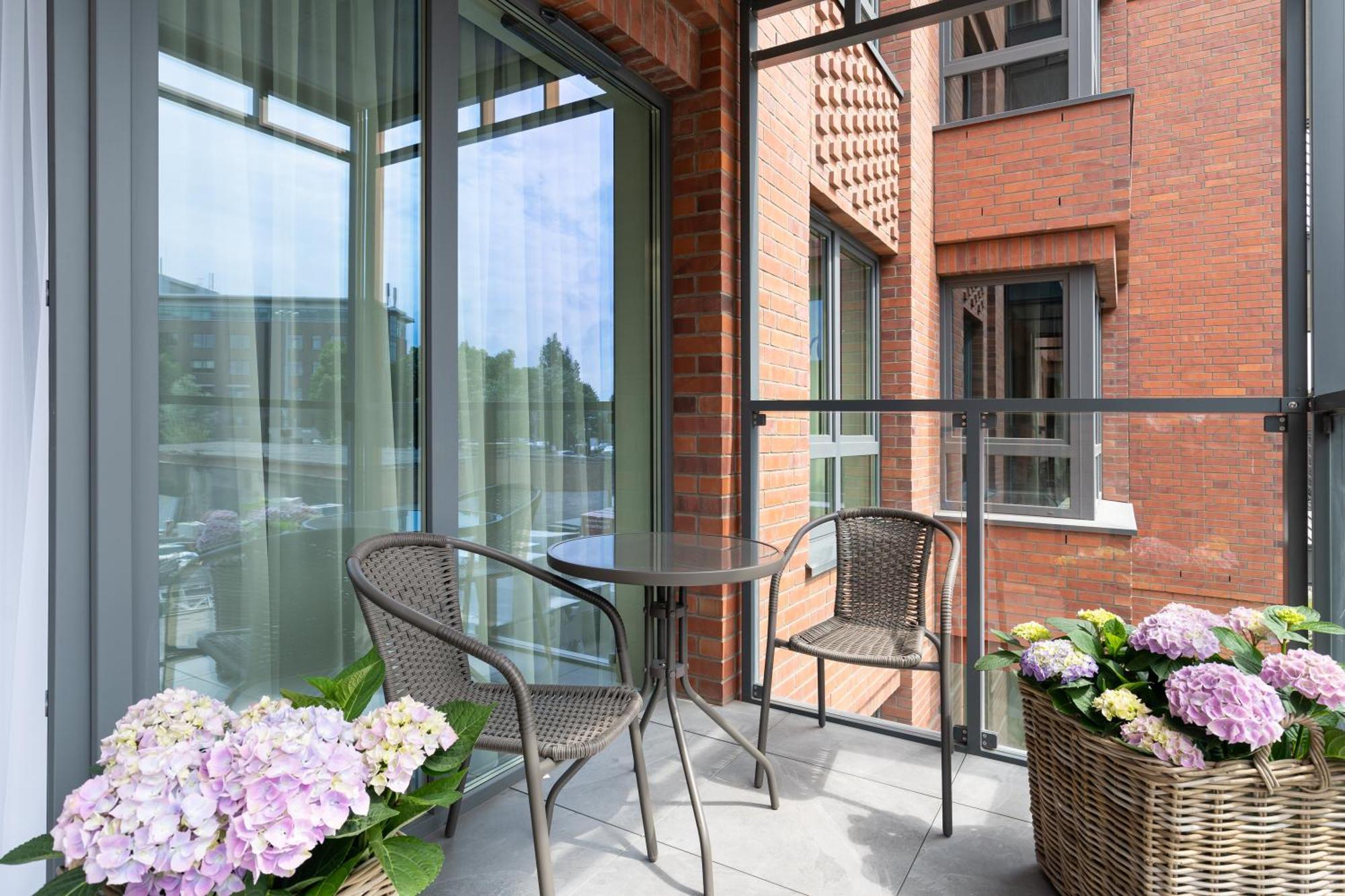 Scala 60C City Center Apartments & Studio By Lion Apartments Гданск Екстериор снимка