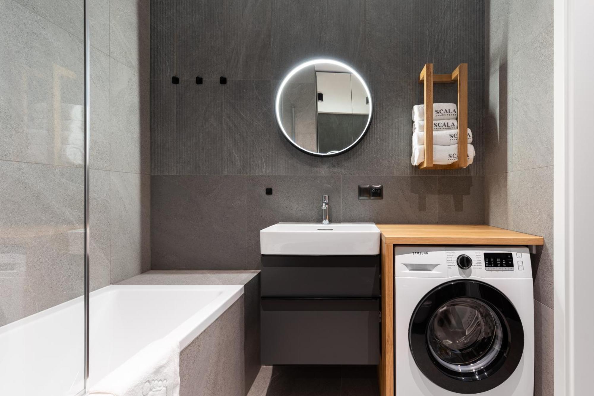 Scala 60C City Center Apartments & Studio By Lion Apartments Гданск Екстериор снимка